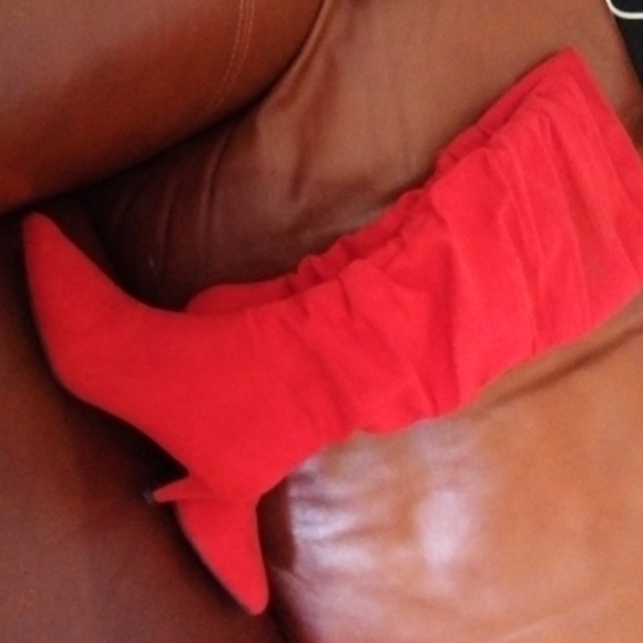 High heel boots - Picture 3 of 3